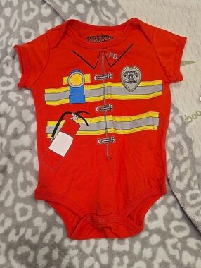 ❤️10/$13 Fireman Onesie